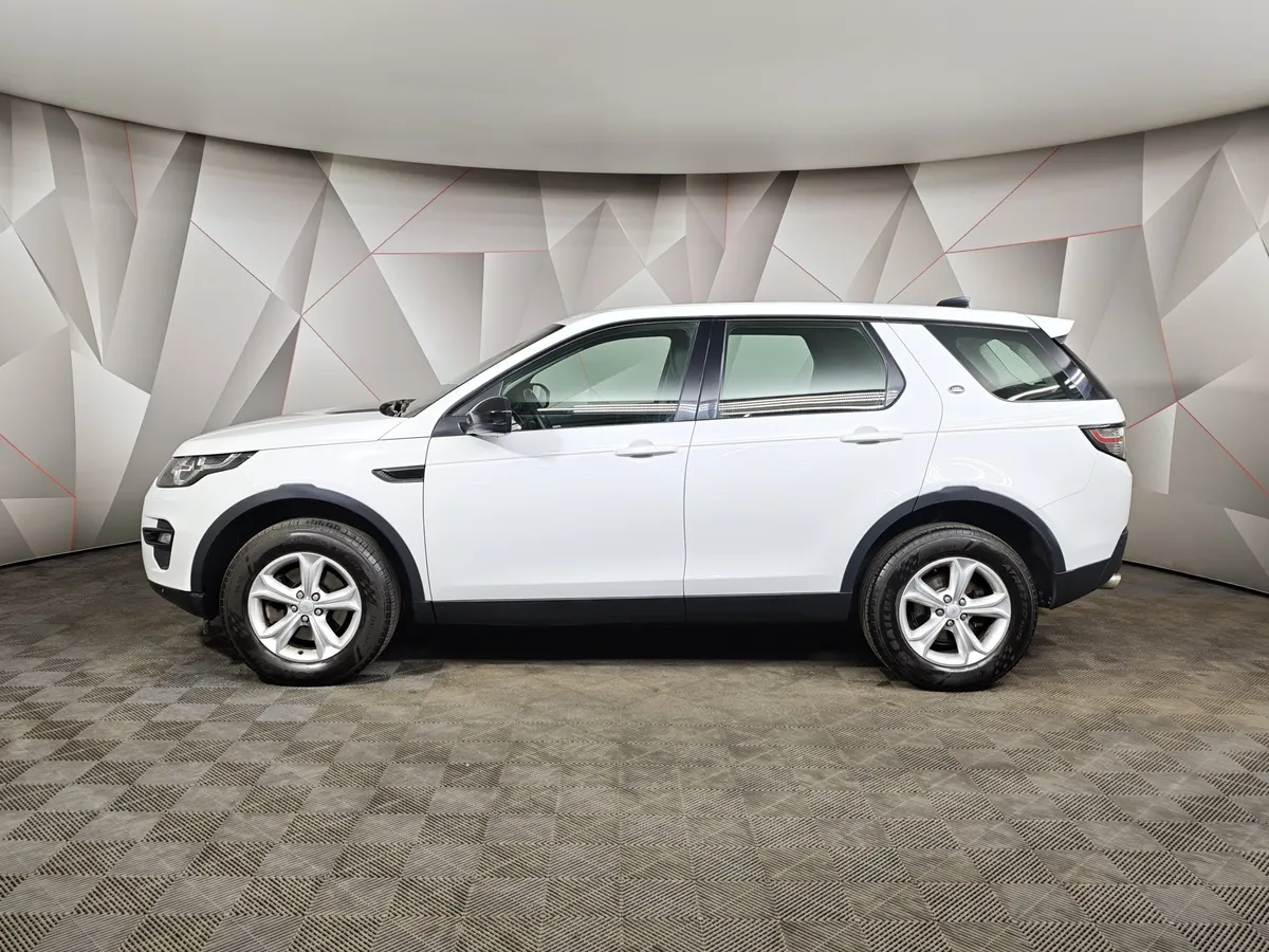 Land Rover Discovery Sport 2.0 TD4 AT AWD (150 л.с.) HSE Белый в АВИЛОН. Слайд №5