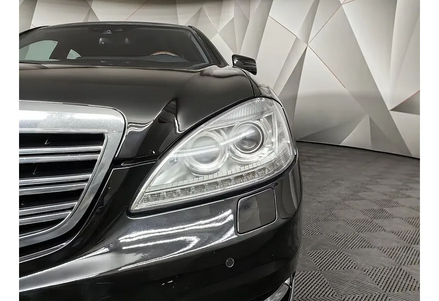 Mercedes-Benz S-Класс S 600 AT длинная база (517 л.с.) Черный в АВИЛОН. Слайд №9