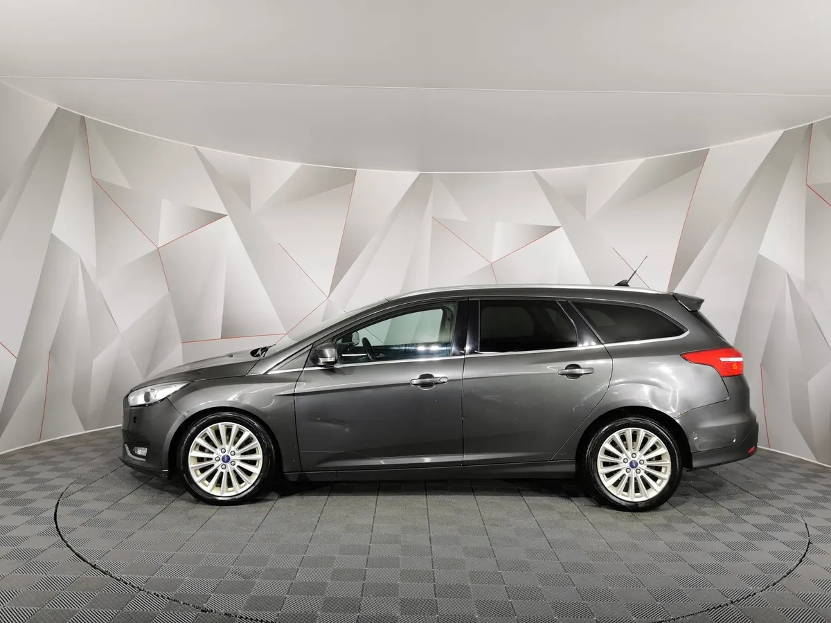 Ford Focus 1.5 EcoBoost AT (150 л.с.) Titanium Серый в АВИЛОН. Слайд №5
