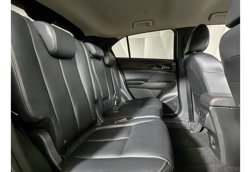 Mitsubishi Eclipse Cross 1.5 CVT AWD (150 л.с.) Ultimate Черный в АВИЛОН. Слайд №16