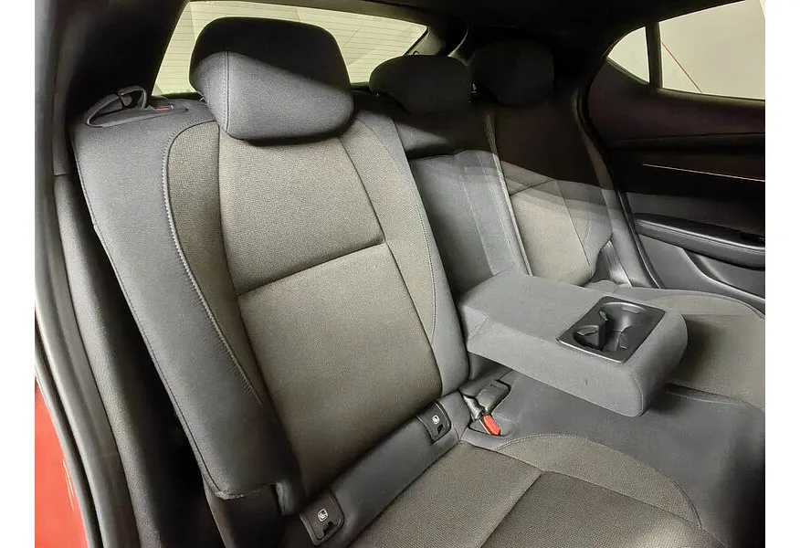 Mazda 3 1.5 AT (120 л.с.) Active Красный в АВИЛОН. Слайд №16