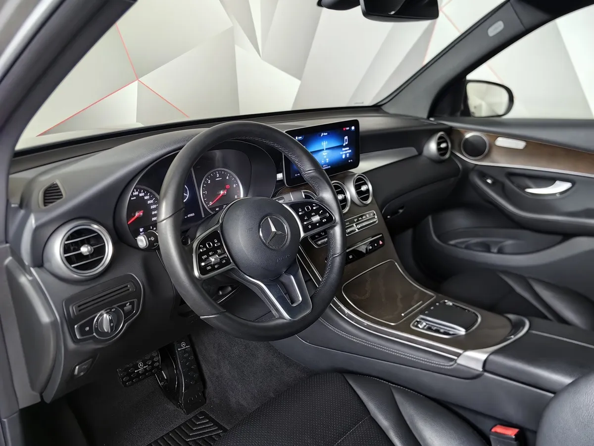Mercedes-Benz GLC 220 d 9G-TRONIC 4MATIC (194 л.с.) Premium Серебристый в АВИЛОН. Слайд №16