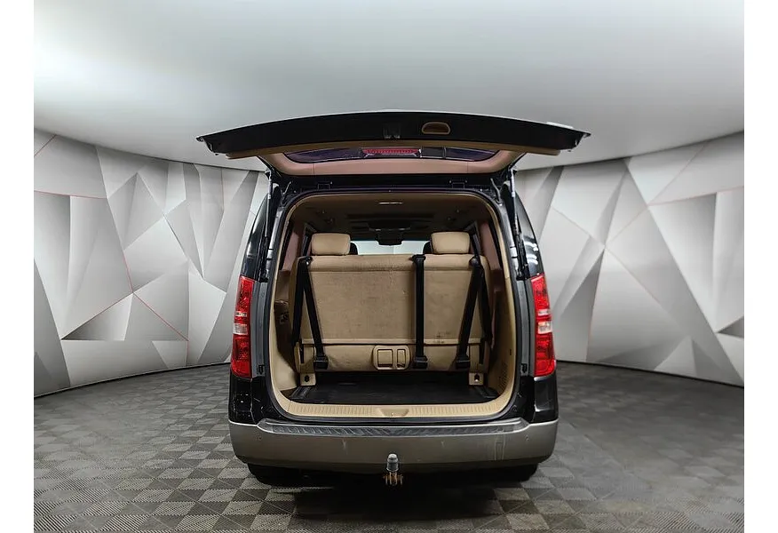 Hyundai Grand Starex 2.5d AT 4WD (145 л.с.) Серый в АВИЛОН. Слайд №12