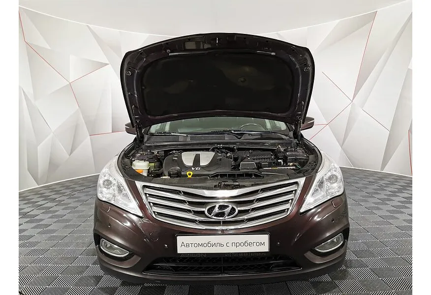 Hyundai Grandeur 3.0 AT (250 л.с.) Elegance Красный в АВИЛОН. Слайд №11