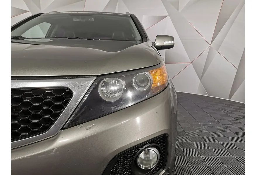 Kia Sorento 2.2 CRDi AT AWD (200 л.с.) Серебристый в АВИЛОН. Слайд №10