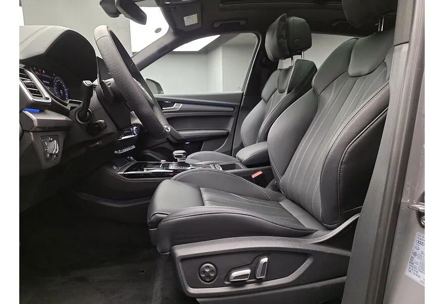 Audi Q5 L 2.0 TFSI S tronic quattro (245 л.с.) Luxury Dynamic Серый в АВИЛОН. Слайд №3