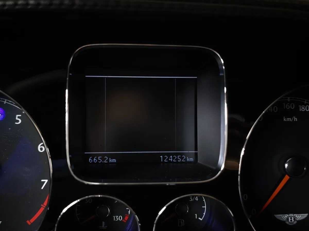 Bentley Continental GT 6.0 AT Twin Turbo (560 л.с.) Черный в АВИЛОН. Слайд №15
