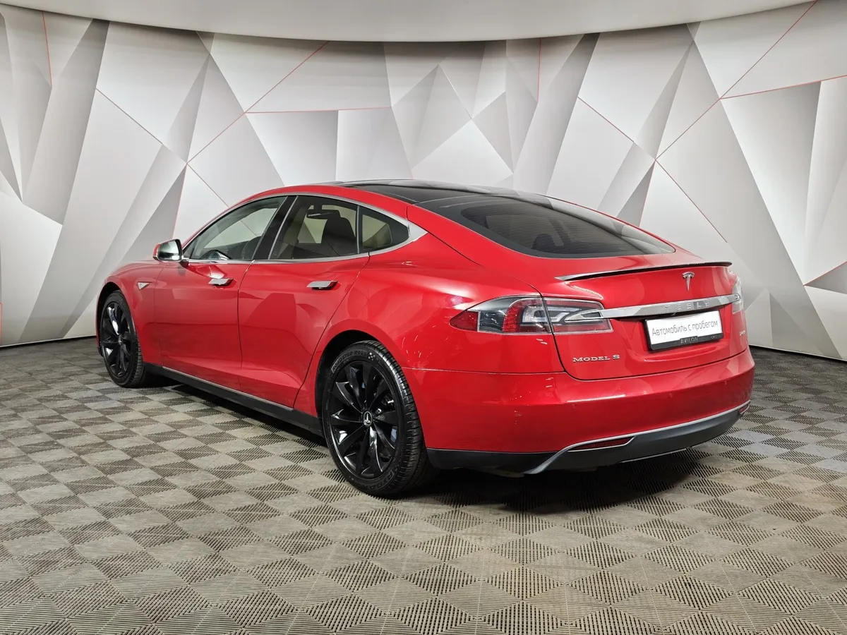 Tesla Model S 85 Performance (421 л.с.) Красный в АВИЛОН. Слайд №4