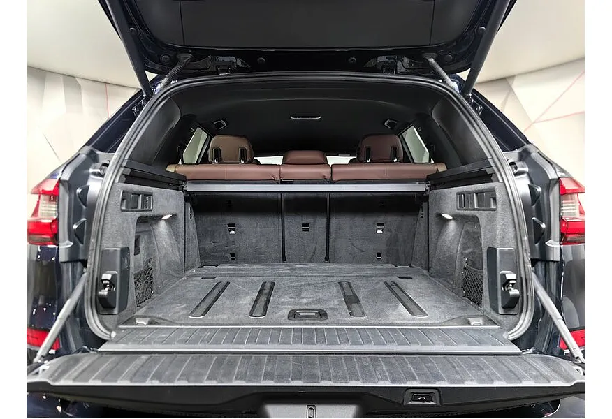 BMW X5 xDrive30d Steptronic (249 л.с.) M Sport Plus Черный в АВИЛОН. Слайд №9