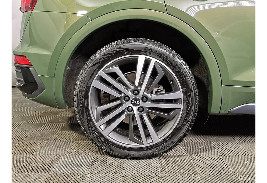 Audi Q5 Sportback 2.0 TFSI S tronic quattro (249 л.с.) Sport Зеленый в АВИЛОН. Слайд №9