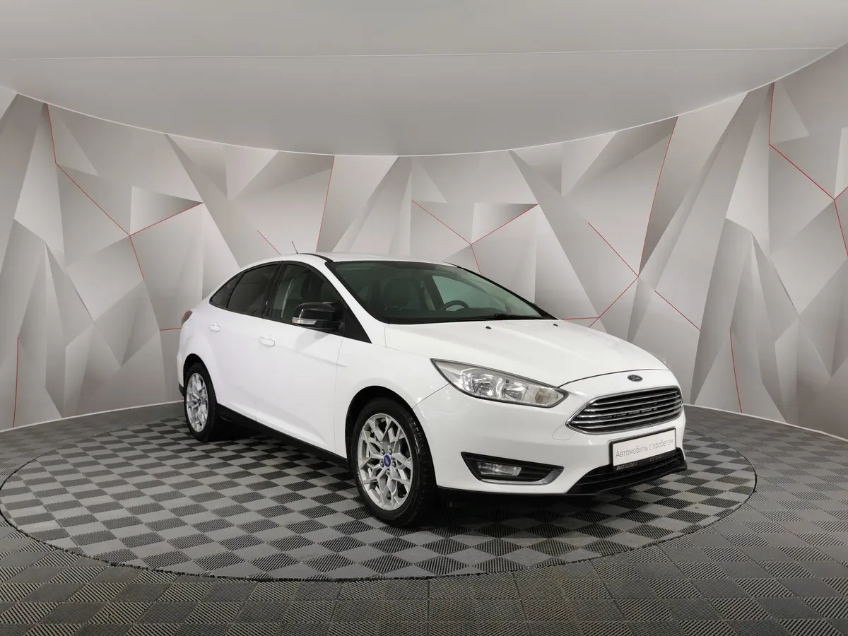 Ford Focus 1.6 Ti-VCT PowerShift (105 л.с.) SYNC Edition Белый в АВИЛОН. Слайд №3