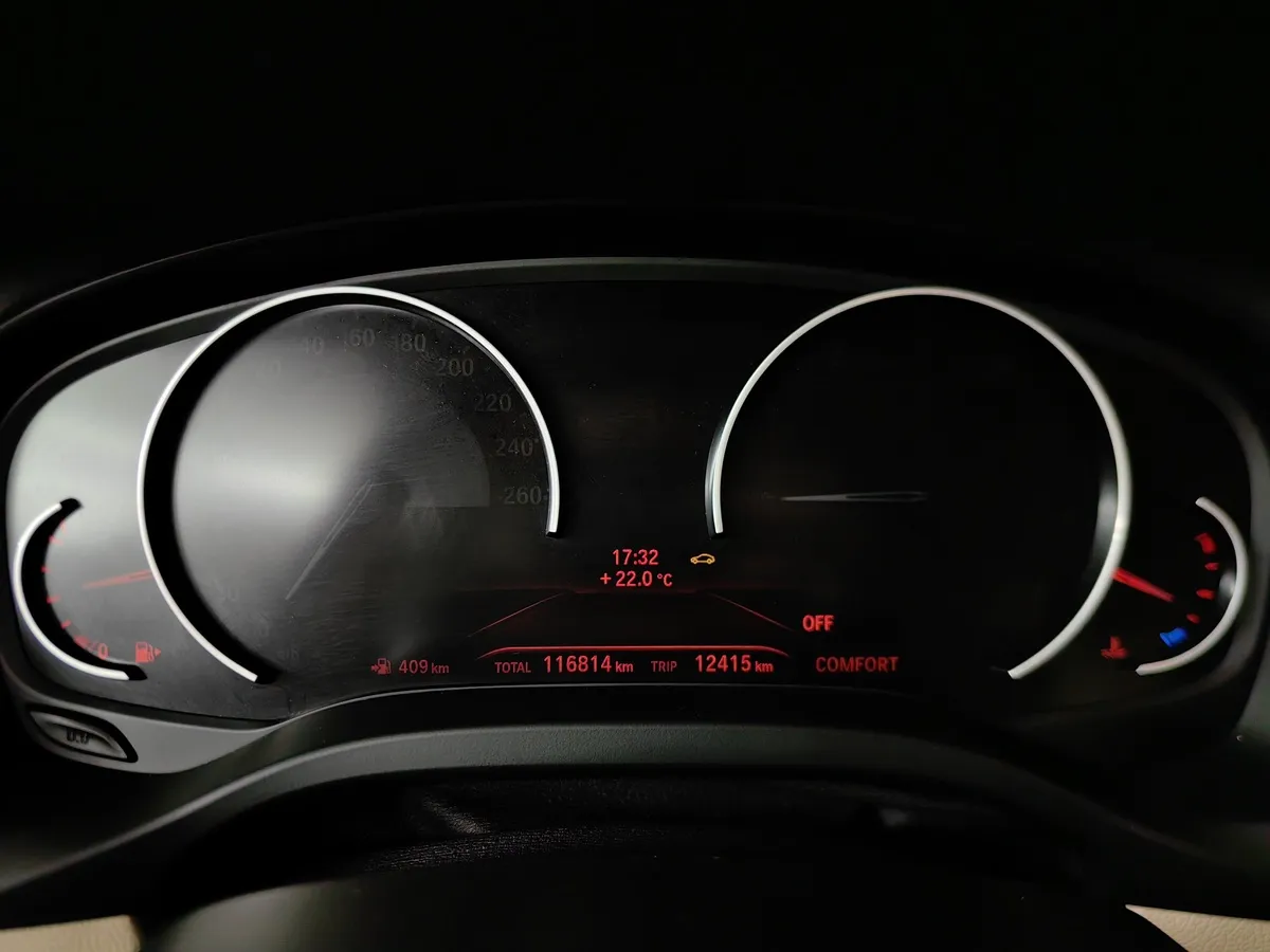BMW X3 xDrive20i AT (184 л.с.) Luxury Белый в АВИЛОН. Слайд №13