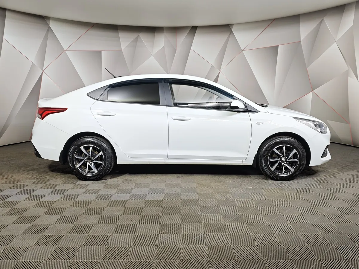 Hyundai Solaris 1.4 AT (107 л.с.) Active Белый в АВИЛОН. Слайд №6