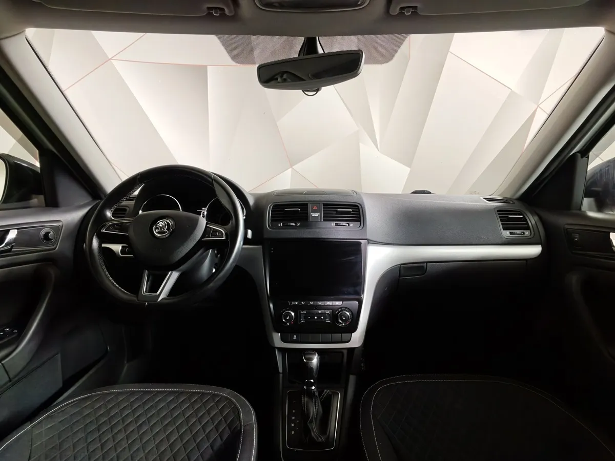 Skoda Yeti 1.6 AT (110 л.с.) Белый в АВИЛОН. Слайд №13
