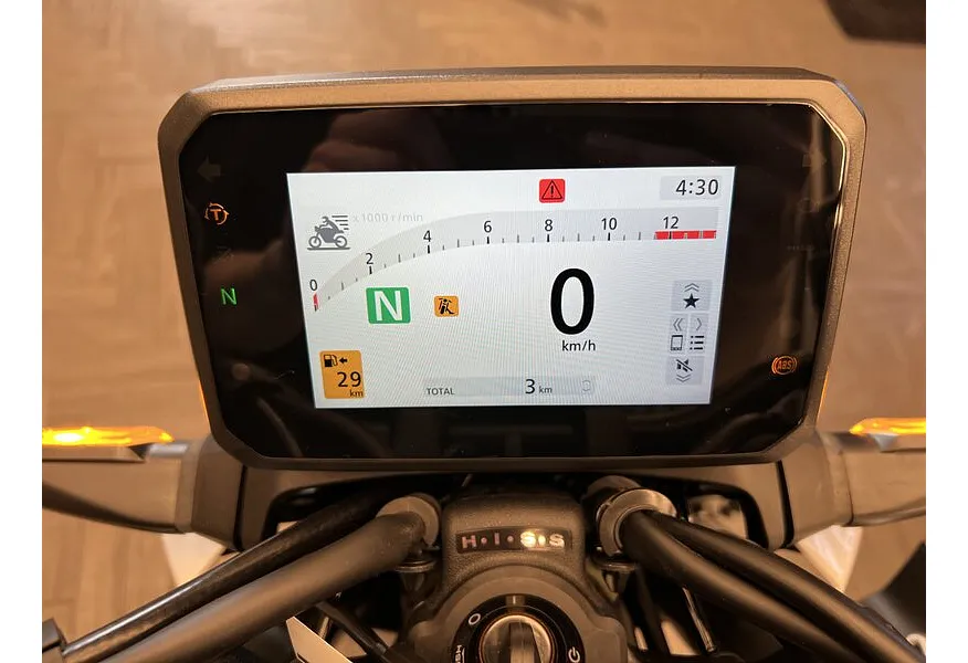 АВИЛОН - Honda CB1000 Hornet 998 см³ (158 л.с.) (158) 998 Белый - slide 9946340