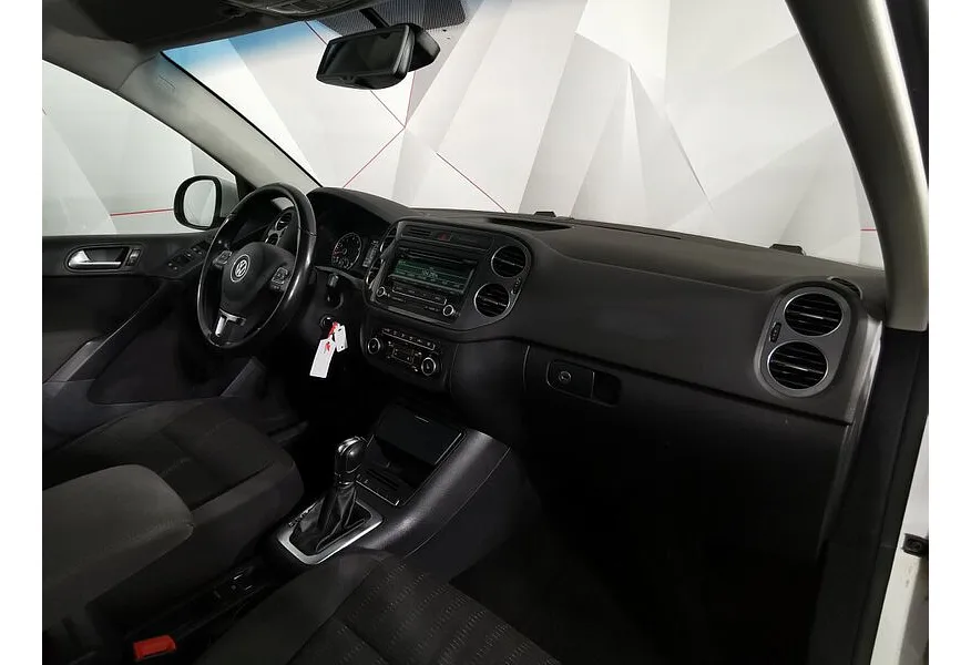 АВИЛОН - Volkswagen Tiguan 1.4 TSI BlueMotion DSG (150 л.с.) Белый - slide 13