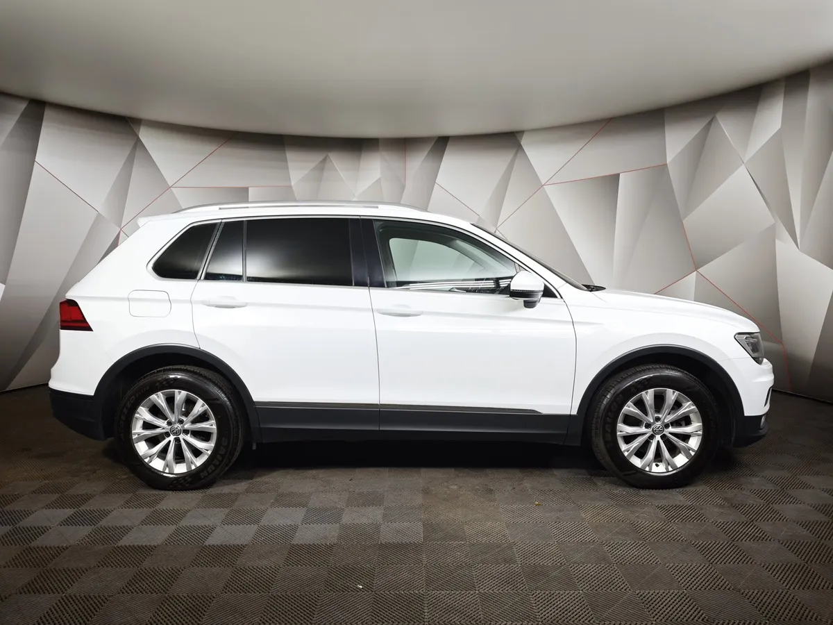 Volkswagen Tiguan 1.4 TSI BlueMotion DSG (150 л.с.) Comfortline Белый в АВИЛОН. Слайд №6