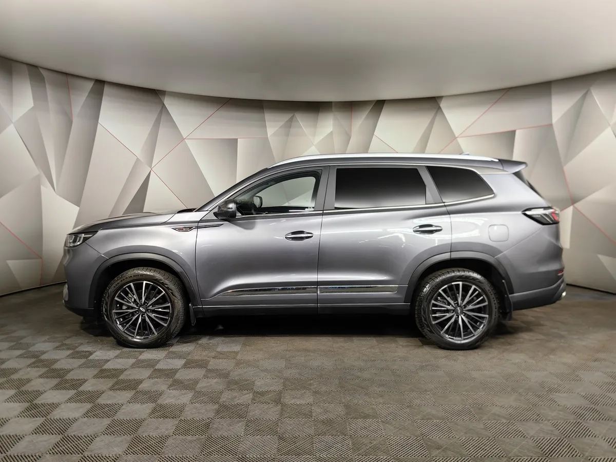 Chery Tiggo 8 Pro Max 2.0T DCT AWD (197 л.с.) Ultimate Серый в АВИЛОН. Слайд №5