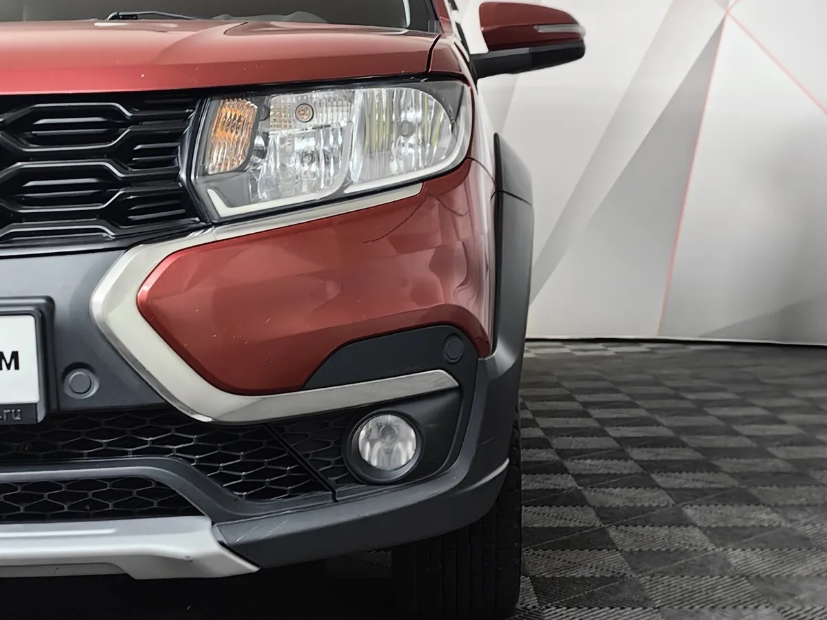 ВАЗ (Lada) Largus 1.6 MT 16 кл (5 мест) (106 л.с.) KS045-52-X00 Luxe Красный в АВИЛОН. Слайд №10