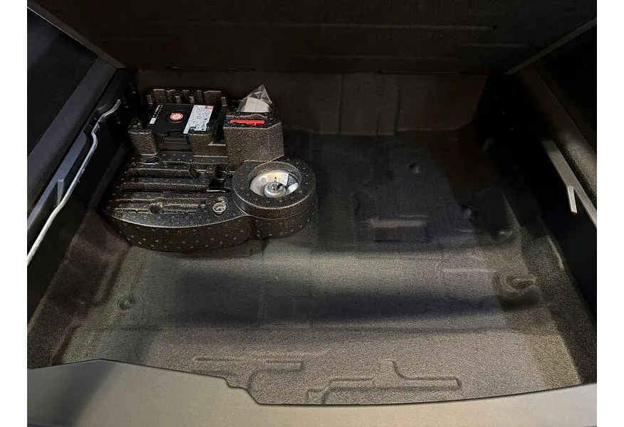 Volkswagen Touareg 2.0 TSI Tiptronic 4Motion (265 л.с.) Черный в АВИЛОН. Слайд №22