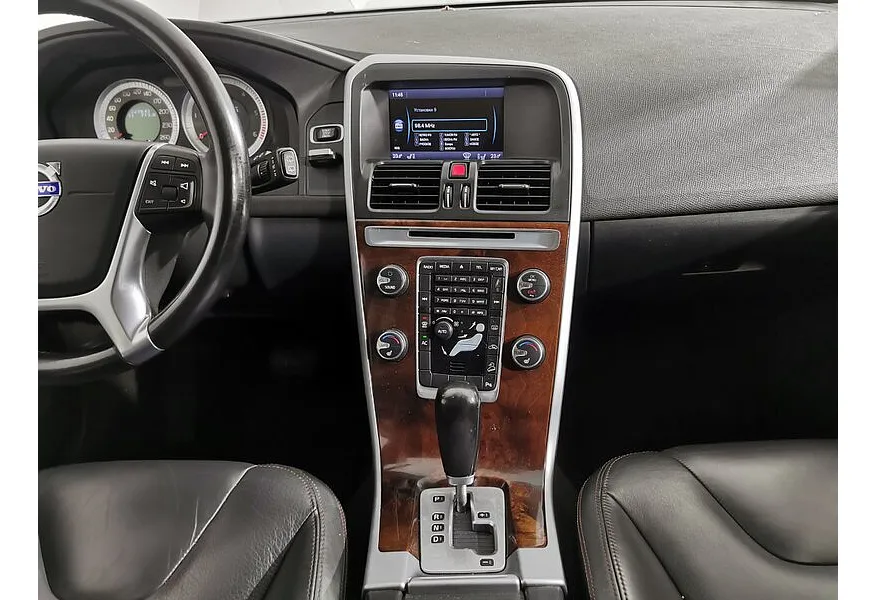 Volvo XC60 2.4 D5 AT AWD (205 л.с.) Синий в АВИЛОН. Слайд №15