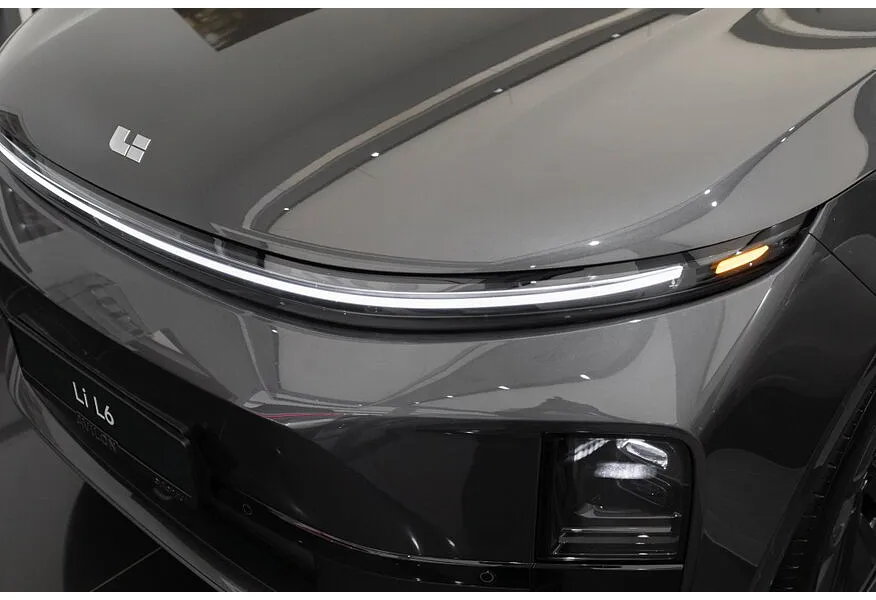 Li Auto L6 1.5 AT 4WD (150 л.с.) Max Серый в АВИЛОН. Слайд №18