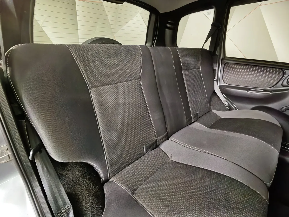 Chevrolet Niva 1.7 MT (80 л.с.) Серый в АВИЛОН. Слайд №16