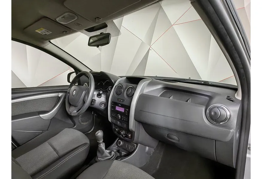 Renault Duster 2.0 MT 4x4 (143 л.с.) Серый в АВИЛОН. Слайд №13