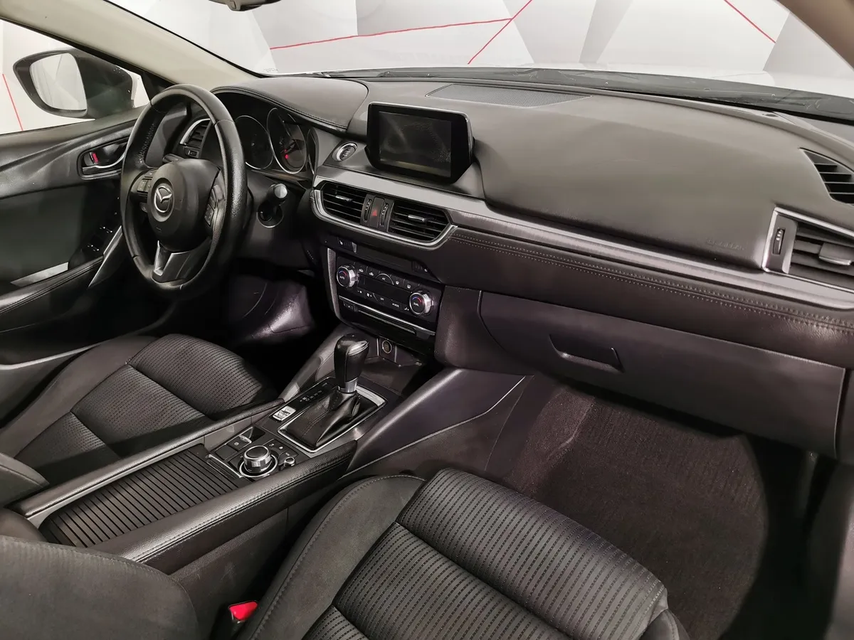 Mazda 6 2.0 SKYACTIV-G AT (150 л.с.) Белый в АВИЛОН. Слайд №12