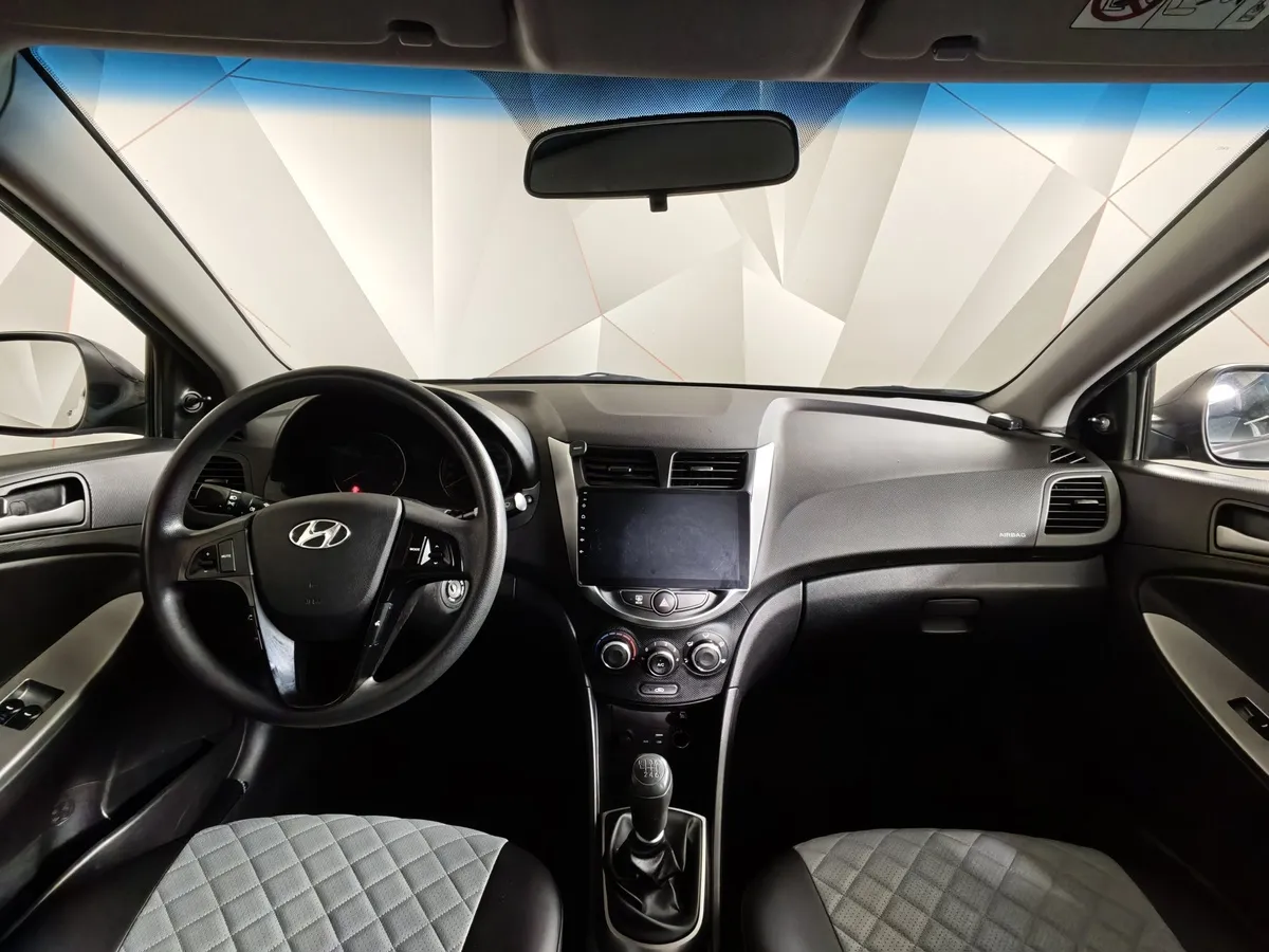 Hyundai Solaris 1.6 MT (123 л.с.) Comfort Серый в АВИЛОН. Слайд №14
