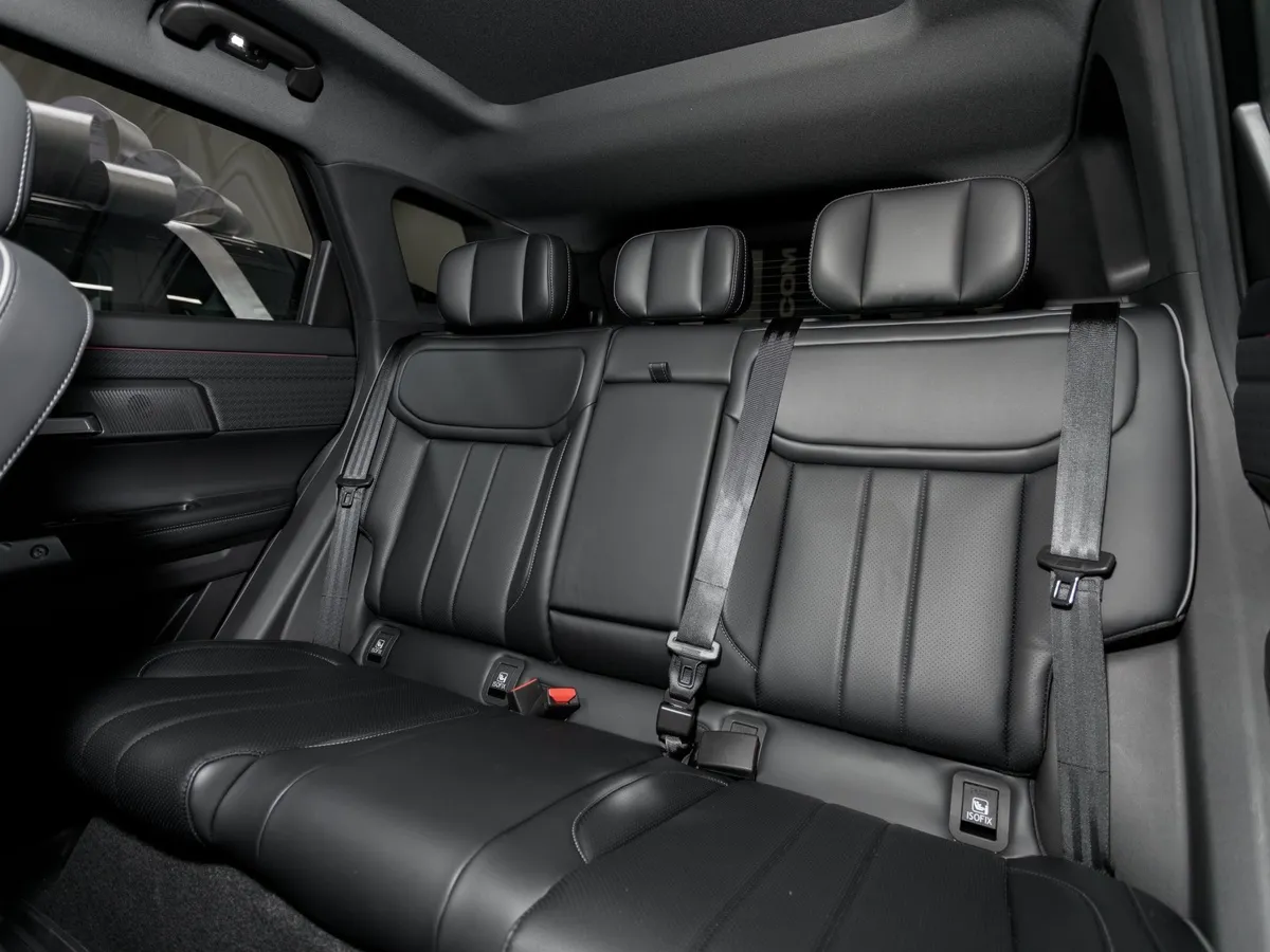 JAECOO J7 1.6T DCT FWD (150 л.с.) Актив Черный в АВИЛОН. Слайд №9