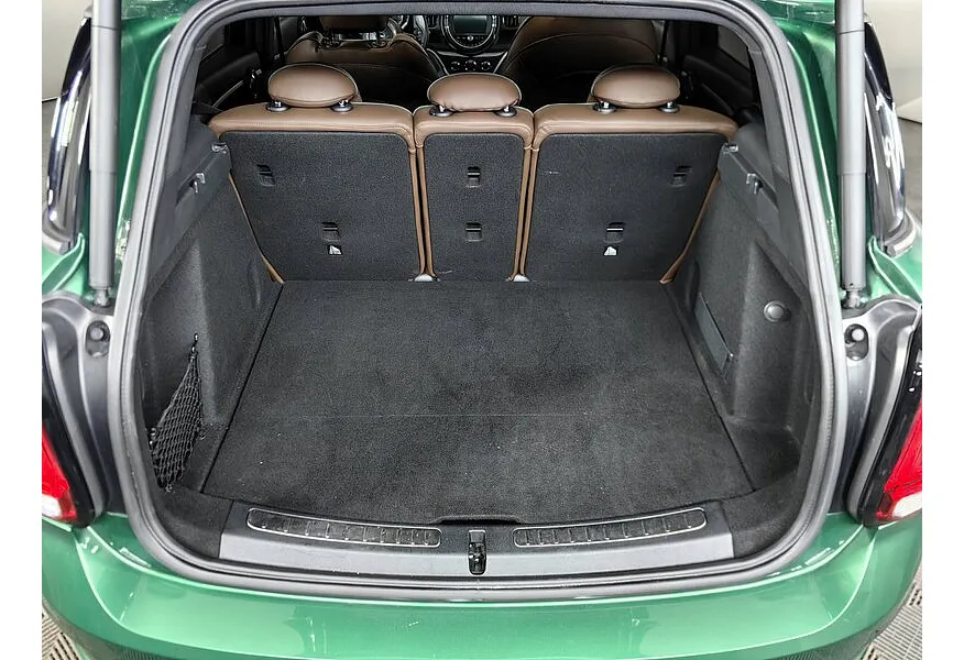 Mini Countryman Cooper 1.5 AT ALL4 (136 л.с.) Зеленый в АВИЛОН. Слайд №9