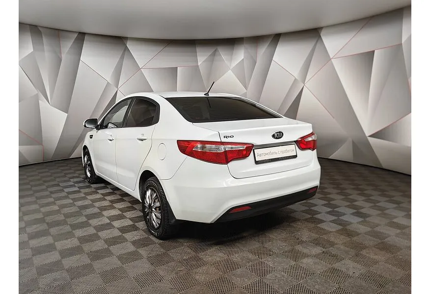 Kia Rio 1.6 MT (123 л.с.) Белый в АВИЛОН. Слайд №4
