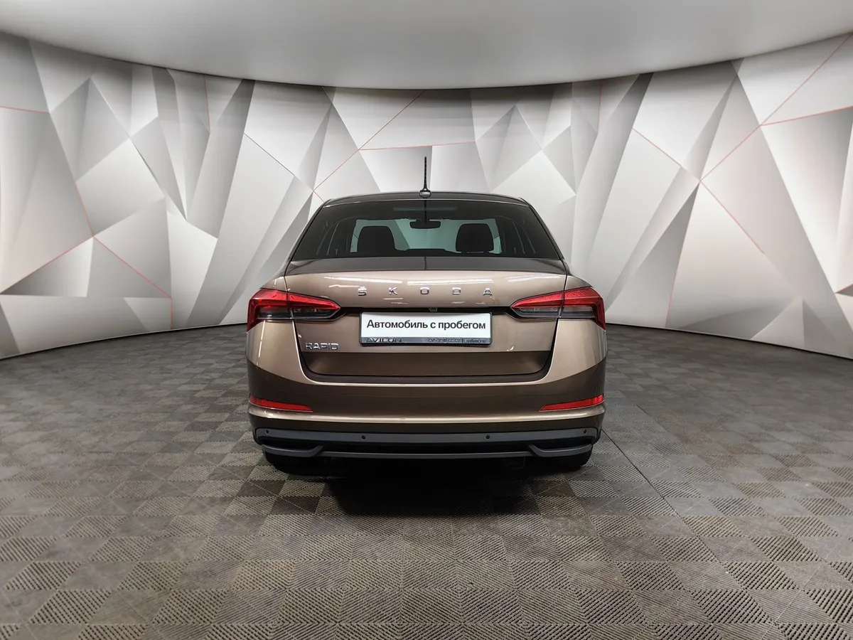 Skoda Rapid 1.6 AT (110 л.с.) Белый в АВИЛОН. Слайд №8