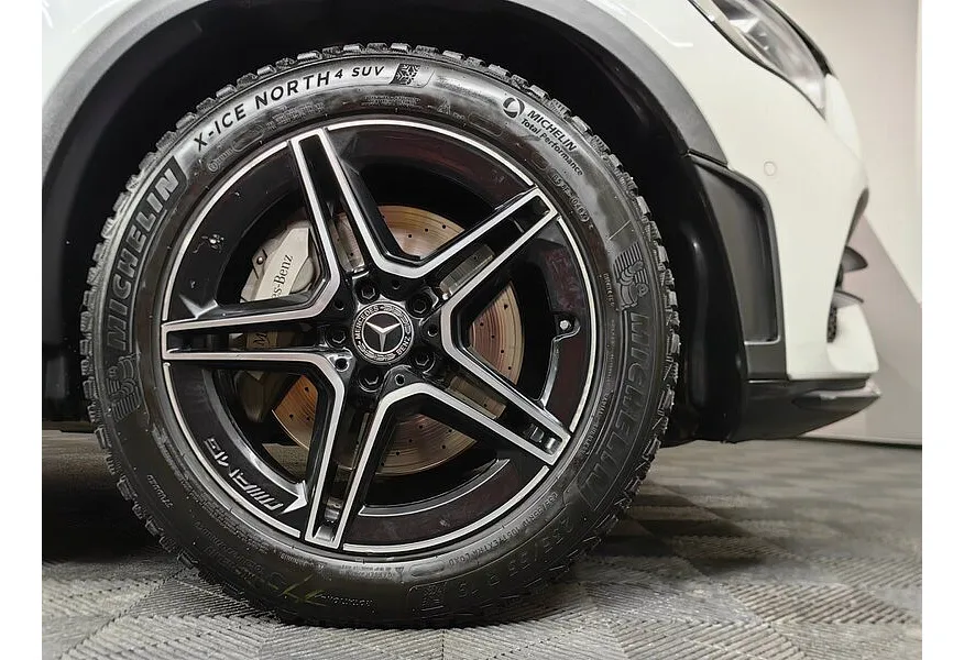 Mercedes-Benz GLC 300 9G-TRONIC 4MATIC (249 л.с.) Sport Plus (Локальная сборка) Белый в АВИЛОН. Слайд №9