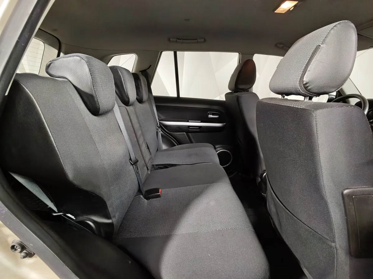 Suzuki Grand Vitara 2.4 AT (169 л.с.) Бежевый в АВИЛОН. Слайд №16