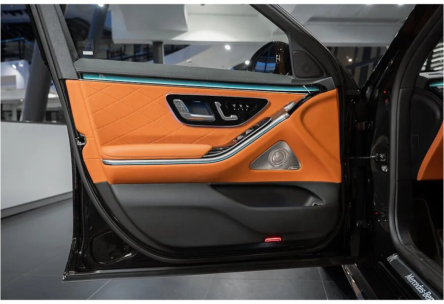 Mercedes-Benz S-Класс S 450 d 9G-TRONIC 4MATIC (330 л.с.) Черный в АВИЛОН. Слайд №8