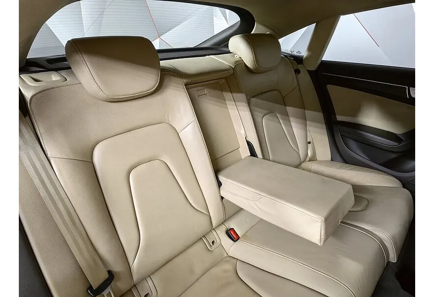 Audi A5 2.0 TFSI S tronic quattro (230 л.с.) Красный в АВИЛОН. Слайд №16