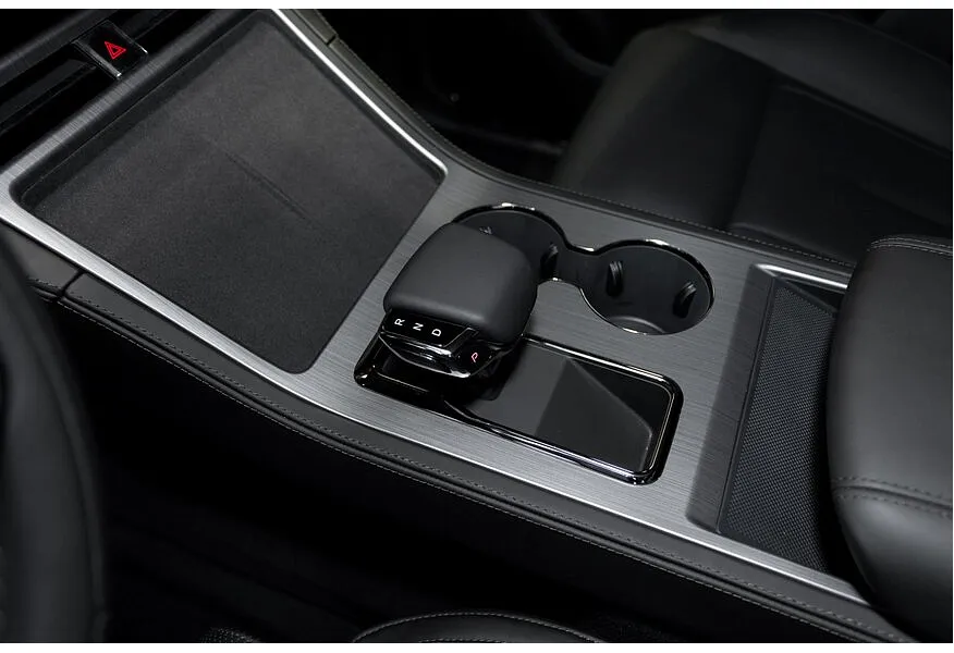 LIVE. Слайд №5