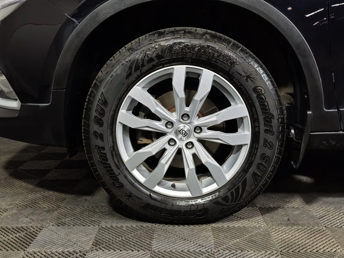 Dongfeng AX7 2.0 AТ CVVT (140 л.с.) Prestige Черный в АВИЛОН. Слайд №9