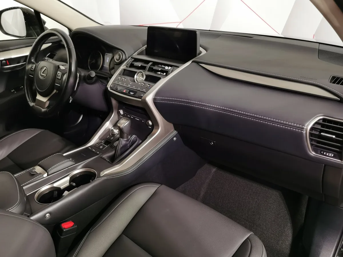 Lexus NX 200 CVT AWD (150 л.с.) Comfort Черный в АВИЛОН. Слайд №11