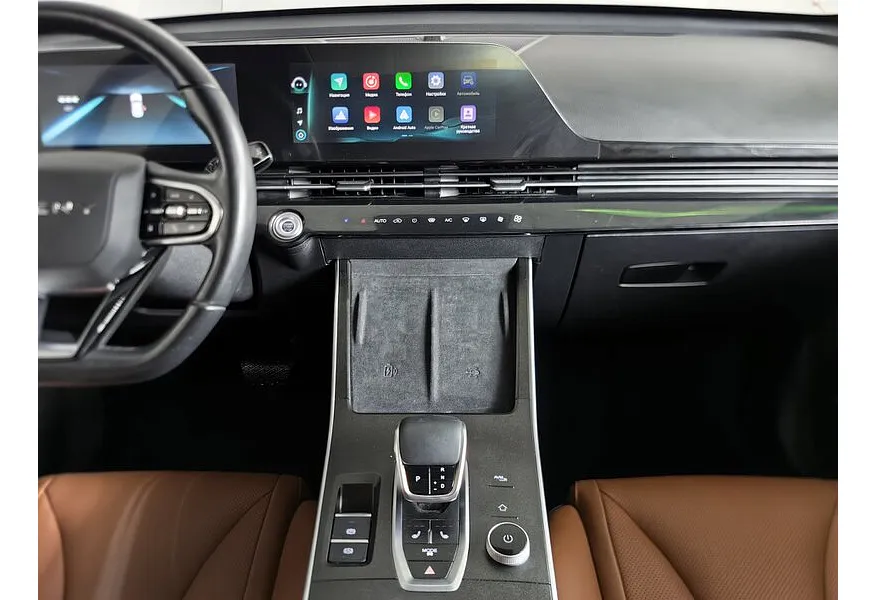 АВИЛОН - Omoda C5 1.5T CVT (147 л.с.) Ultimate (двухцветный, красные элементы экстерьера) Серебристый - slide 8