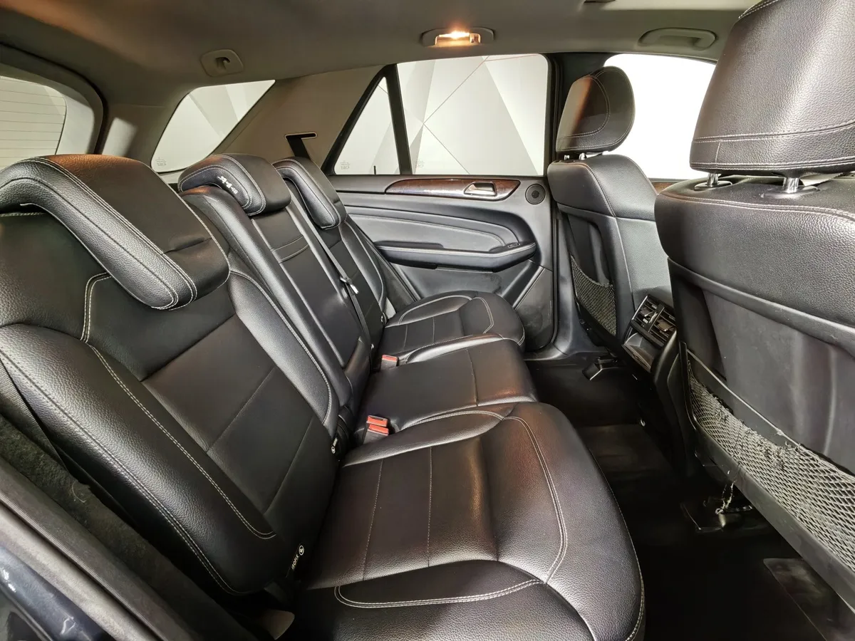 Mercedes-Benz M-Класс ML 350 BlueEfficiency 7G-Tronic Plus 4Matic (306 л.с.) Серый в АВИЛОН. Слайд №16