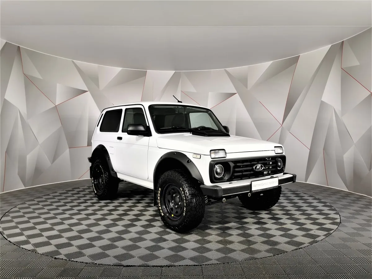 ВАЗ (Lada) 4x4 1.7 MT 8 кл. (Евро-4) (83 л.с.) Белый в АВИЛОН. Слайд №3