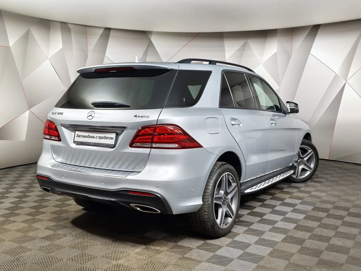 Mercedes-Benz GLE 400 4MATIC 9G-TRONIC (333 л.с.) Grand Edition Серебристый в АВИЛОН. Слайд №2