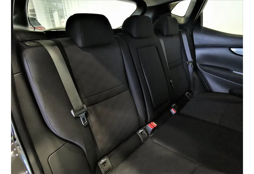 Nissan Qashqai 1.2 DIG-T MT (115 л.с.) Черный в АВИЛОН. Слайд №16