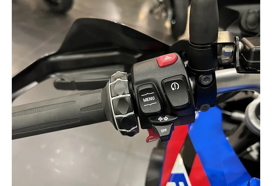 BMW Motorrad F 800 GS Adventure F 800 GS Adventure 798 см³ (85) 798 Синий в АВИЛОН. Слайд №9