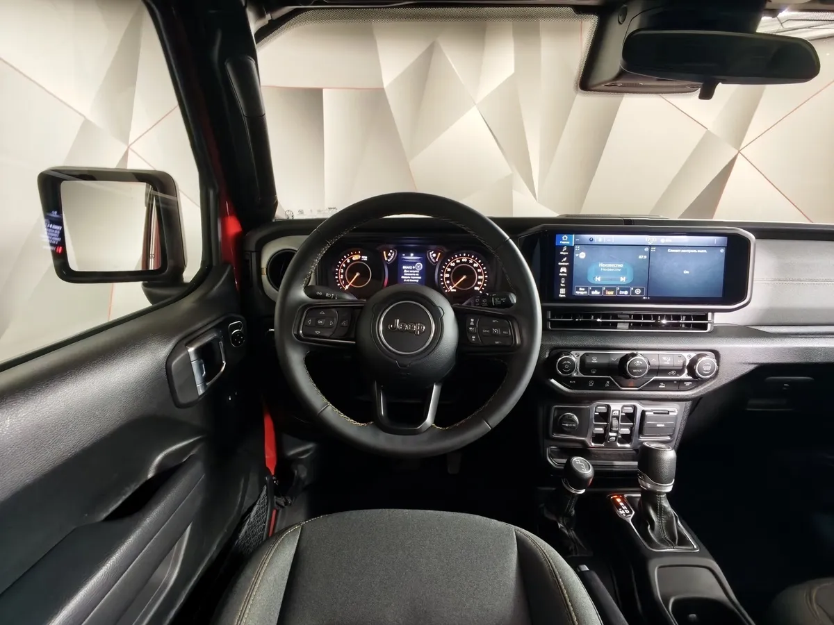 Jeep Wrangler 2.0 AT AWD (272 л.с.) Sport Красный в АВИЛОН. Слайд №20