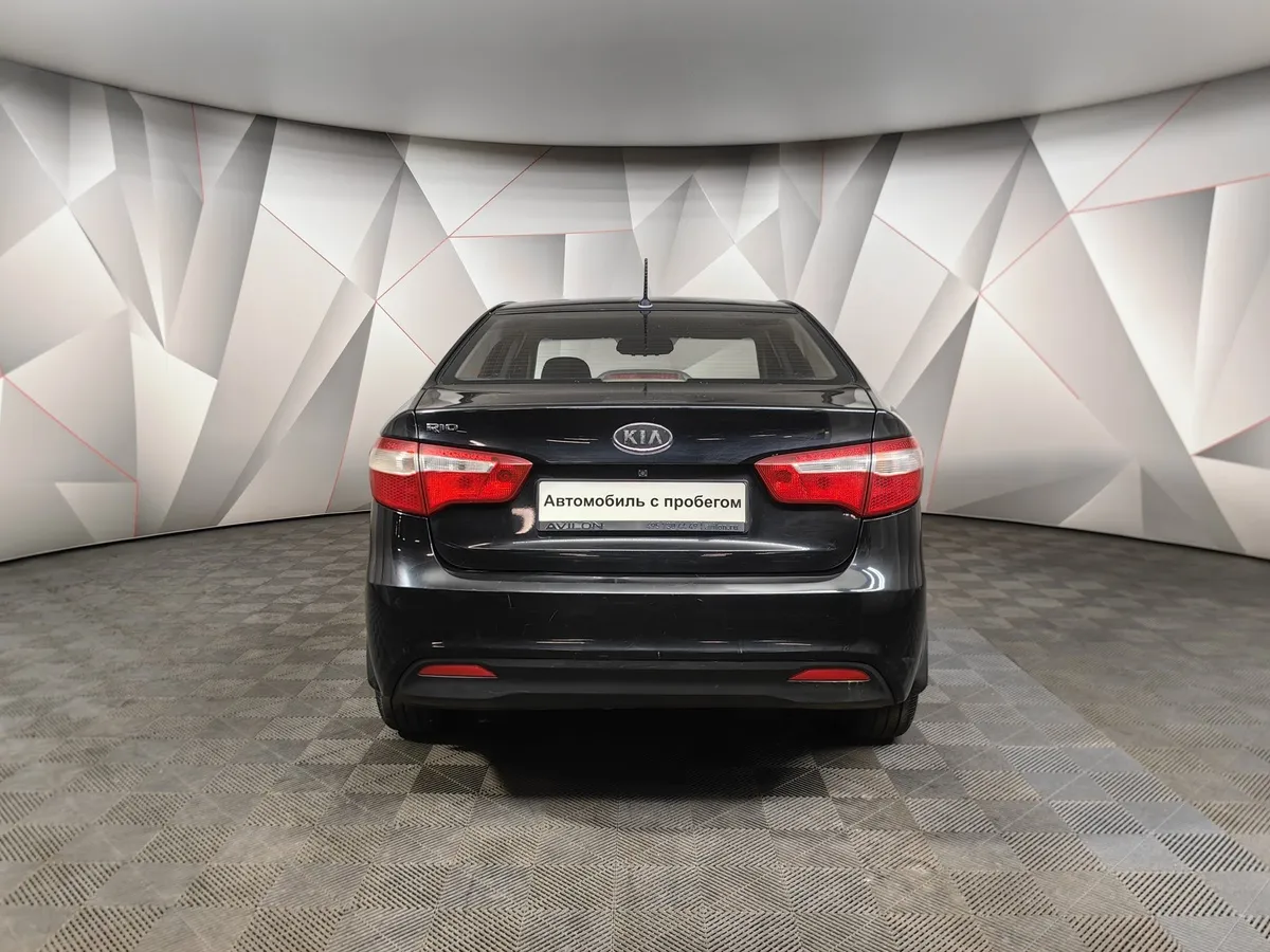 Kia Rio 1.4 MT (107 л.с.) Comfort Черный в АВИЛОН. Слайд №8