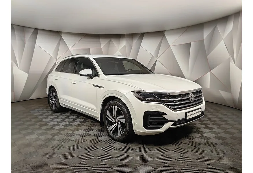 АВИЛОН - Volkswagen Touareg 3.0 V6 TDI Tiptronic 4Motion (249 л.с.) R-Line Белый - slide 1